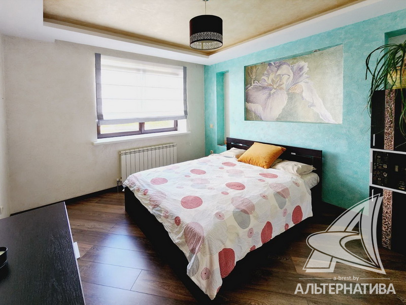  91.8кв.м., комнат 3, г. Брест (ВОСТОК)