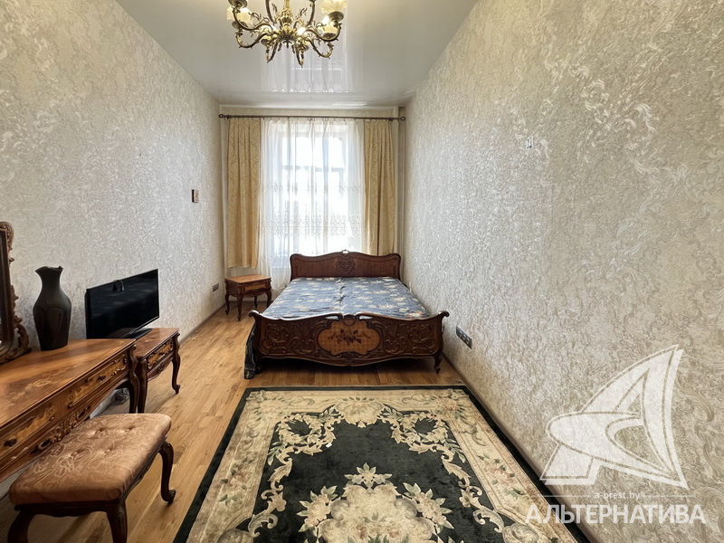  75.8кв.м., комнат 2, г. Брест (ЦЕНТР)