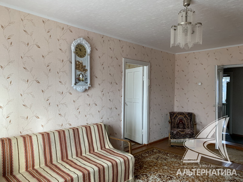  66.2кв.м., комнат 3, Кобринский р-н