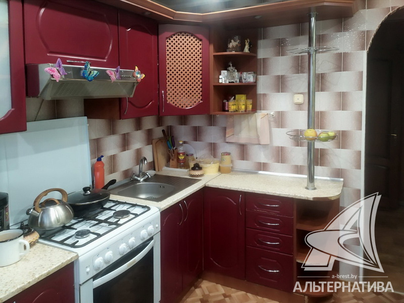  67кв.м., комнат 4, г. Брест (РЕЧИЦА)