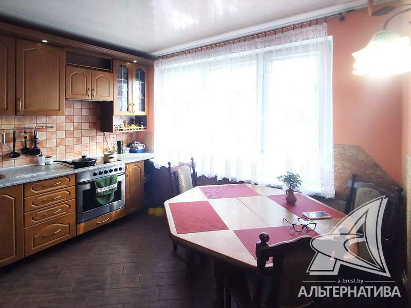 84.2кв.м., комнат 4, г. Брест (ВОСТОК)