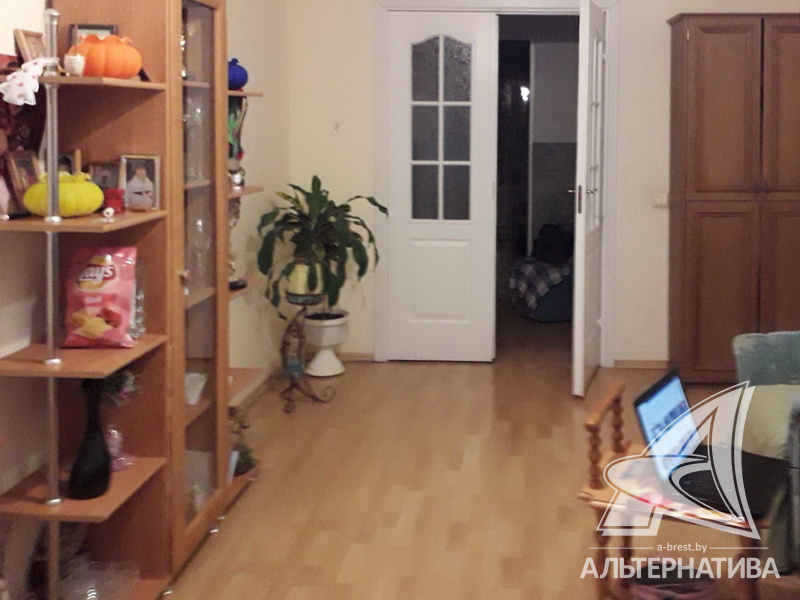  80.6кв.м., комнат 4, г. Брест (ВОСТОК)
