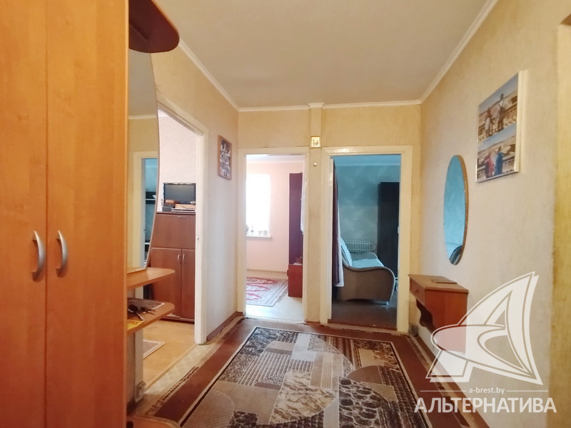  67.1кв.м., комнат 3, Жабинковский р-н
