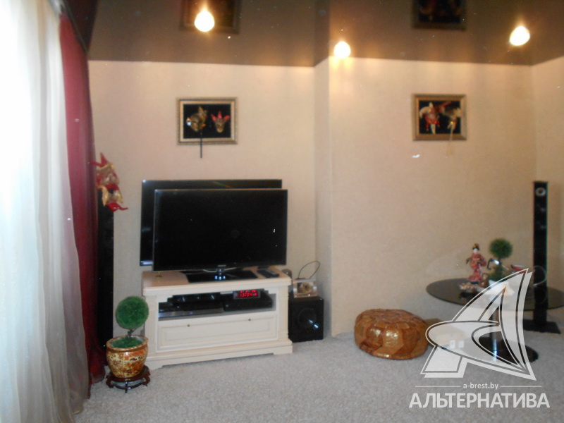  113.7кв.м., комнат 4, г. Брест (ЦЕНТР)