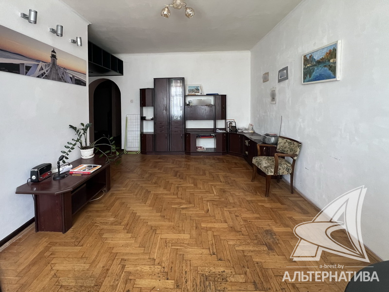  75.5кв.м., комнат 3, г. Брест (ЦЕНТР)