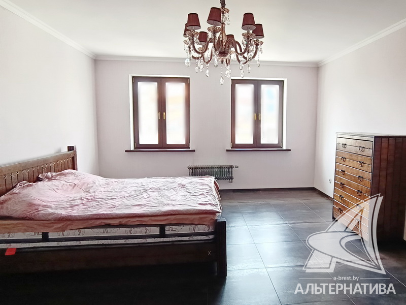  81.3кв.м., комнат 2, г. Брест (ЦЕНТР)