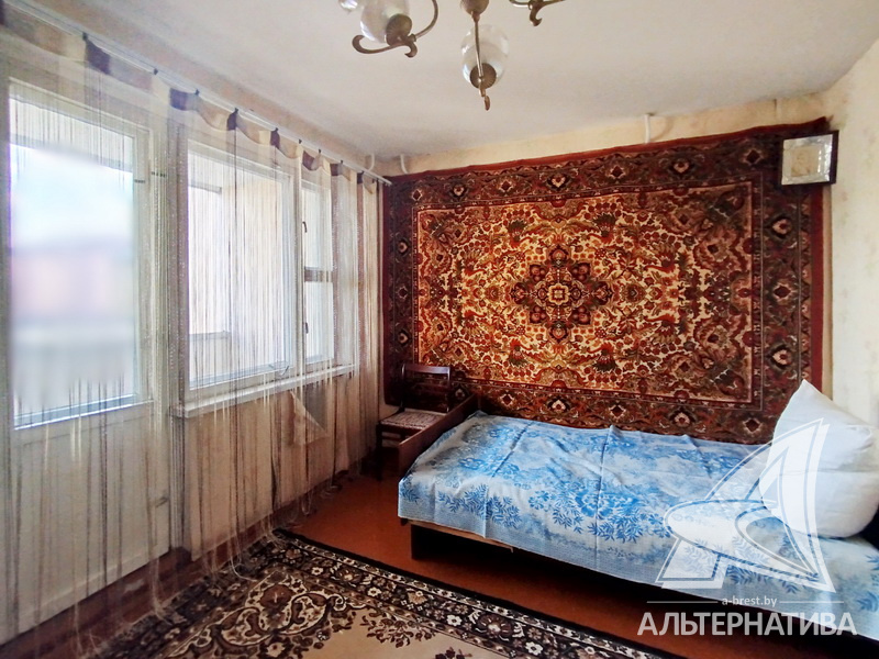  69.2кв.м., комнат 3, Кобринский р-н