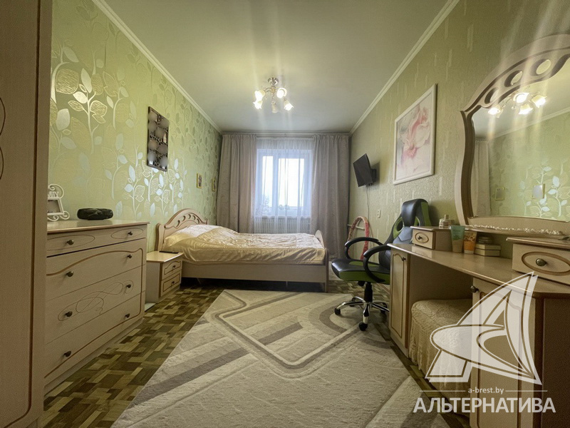  79.6кв.м., комнат 4, Березовский р-н
