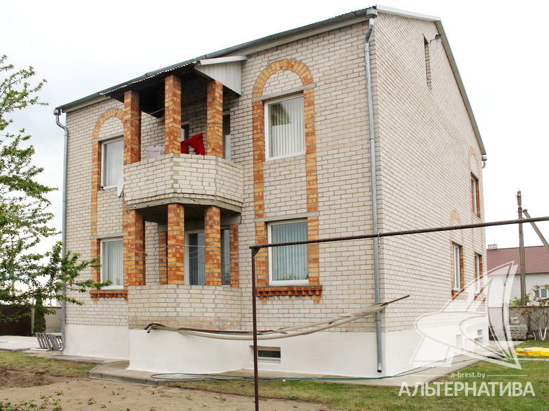  267.3кв.м. (участок 14.68 сот.), г. Брест (МИТЬКИ)