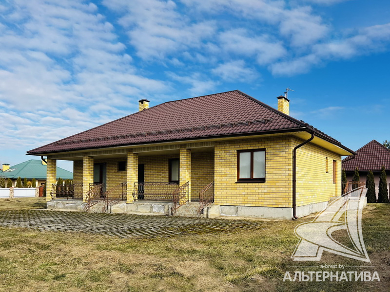 Дачный дом жилого типа 121.1кв.м. (участок 14.65 сот.), Брестский р-н