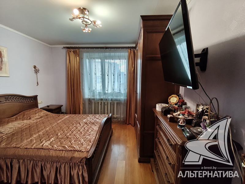  76.9кв.м., комнат 3, г. Брест (ЗАВОДСКАЯ)