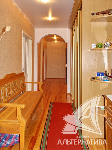  113.7кв.м., комнат 3, г. Брест (ДУБРОВКА)