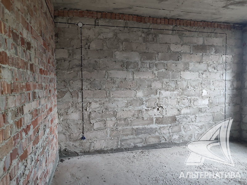  325.5кв.м. (участок 13.33 сот.), Брестский р-н