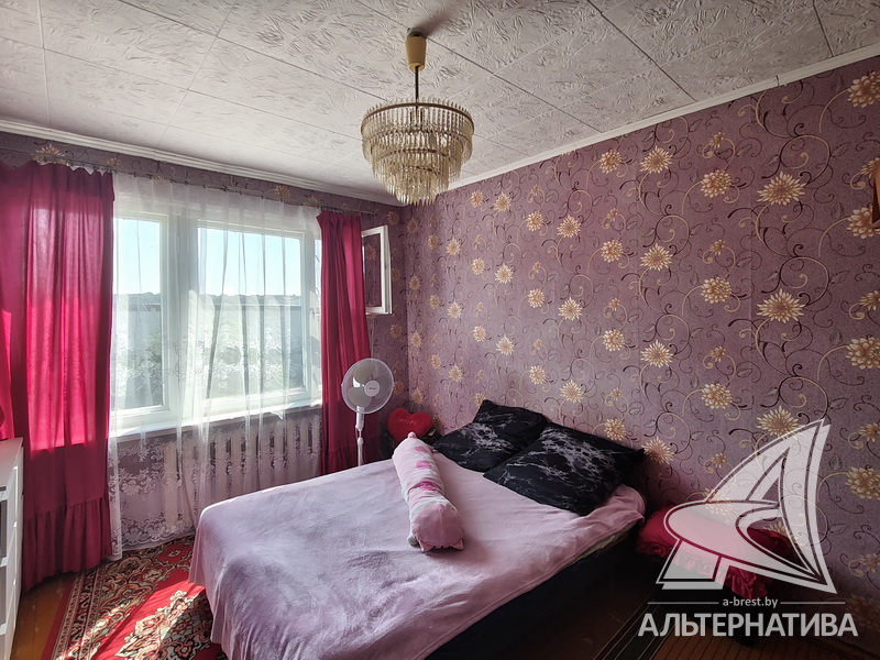  75.4кв.м., комнат 4, Кобринский р-н