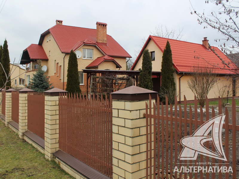  156.4кв.м. (участок 9.92 сот.), Кобринский р-н