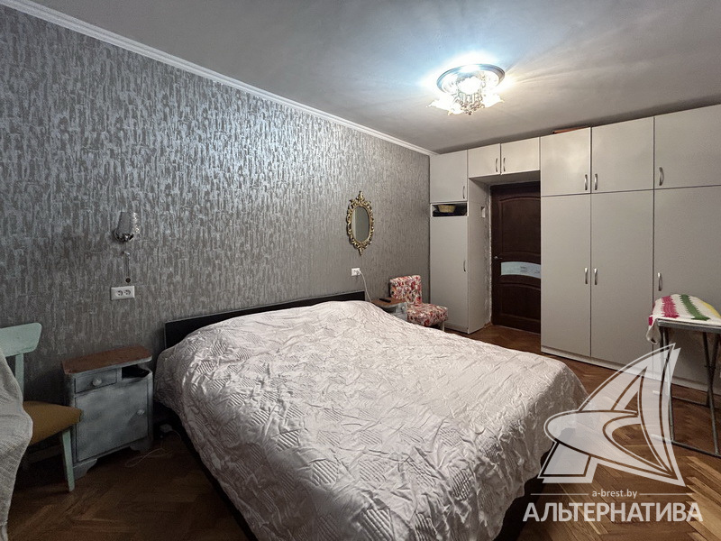  65.8кв.м., комнат 3, г. Брест (ЦЕНТР)