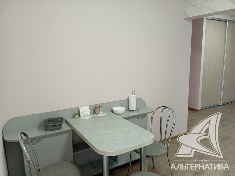  57.4кв.м., комнат 2, г. Брест (ЦЕНТР)