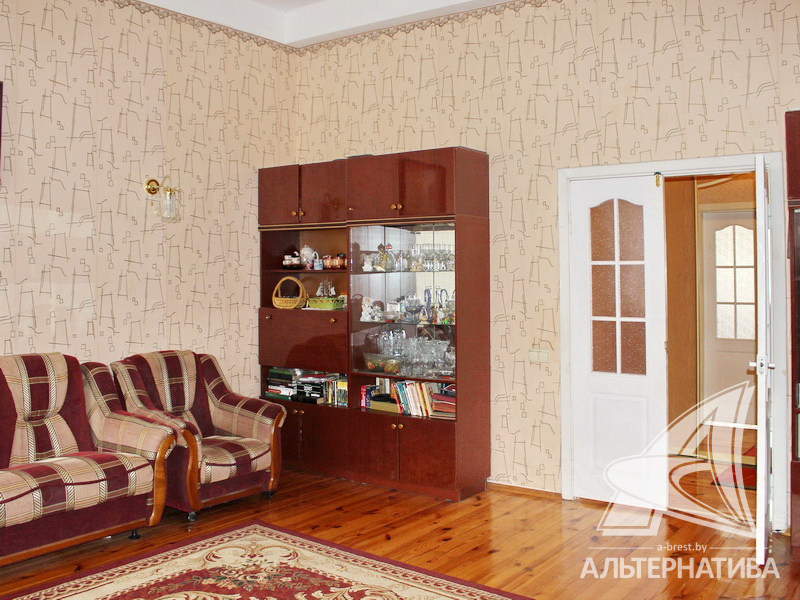  113.7кв.м., комнат 3, г. Брест (ДУБРОВКА)