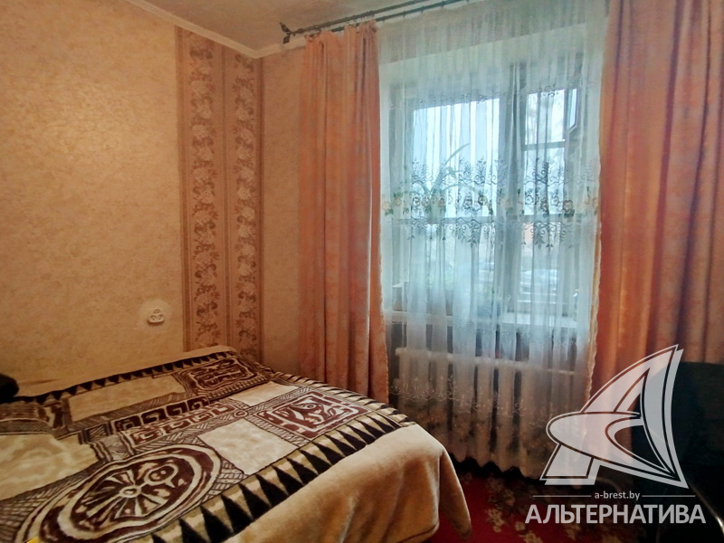  68.8кв.м., комнат 3, г. Брест (ДУБРОВКА)