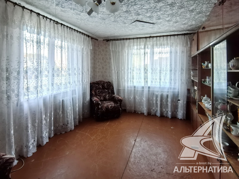  75.7кв.м. (участок 37 сот.), Кобринский р-н