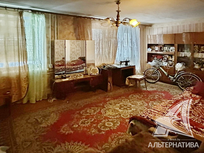 Квартира 92.9кв.м., комнат 4, Малоритский р-н (1972)