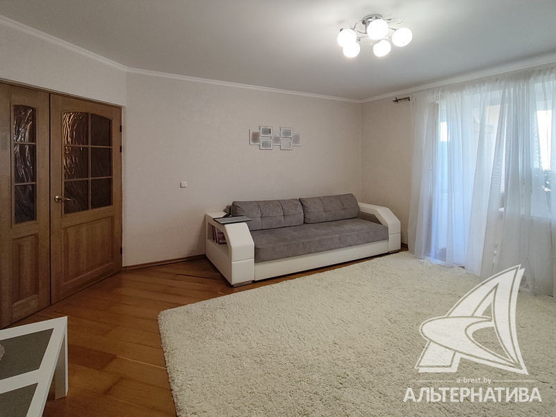  73.6кв.м., комнат 3, г. Брест (КИЕВКА)