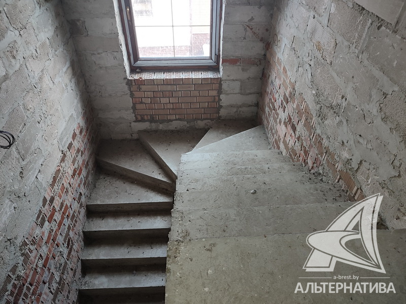  325.5кв.м. (участок 13.33 сот.), Брестский р-н