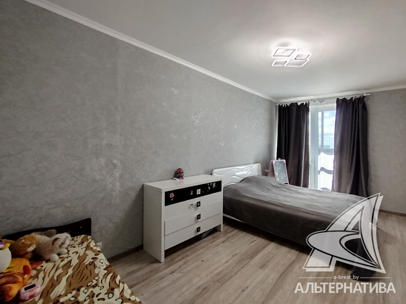  74.8кв.м., комнат 3, г. Брест (ВОСТОК)