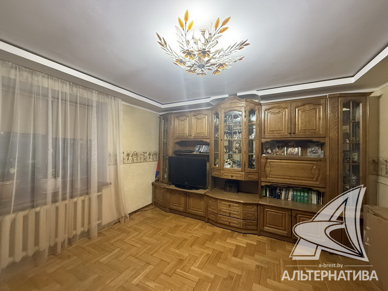  63кв.м., комнат 3, г. Брест (ЦЕНТР)