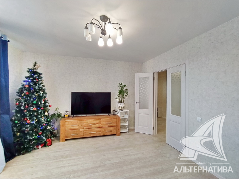  73.9кв.м., комнат 3, г. Брест (ДУБРОВКА)
