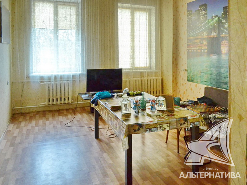  99.3кв.м., комнат 3, Брестский р-н