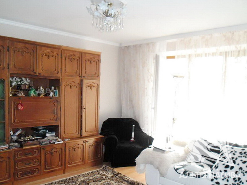  71.3кв.м., комнат 3, Брестский р-н