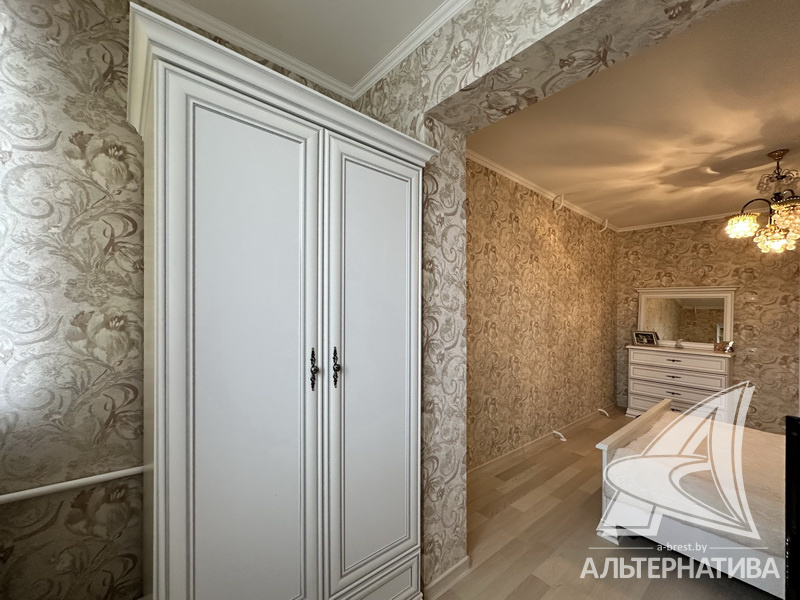  81.2кв.м., комнат 4, г. Брест (ВОСТОК)