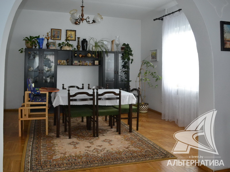  319.7кв.м. (участок 8 сот.), г. Брест (БЕРЕЗОВКА)