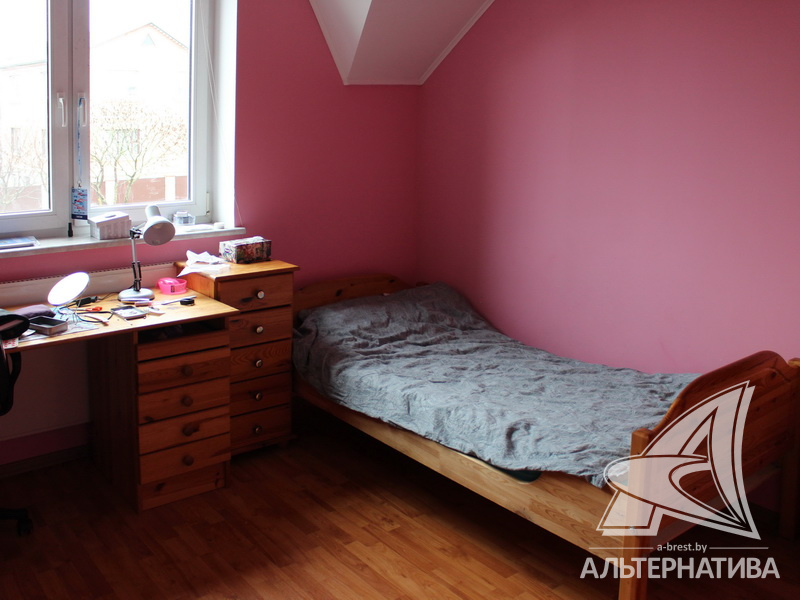  205.8кв.м. (участок 10.27 сот.), г. Брест (ВЕРЕСКОВЫЕ)
