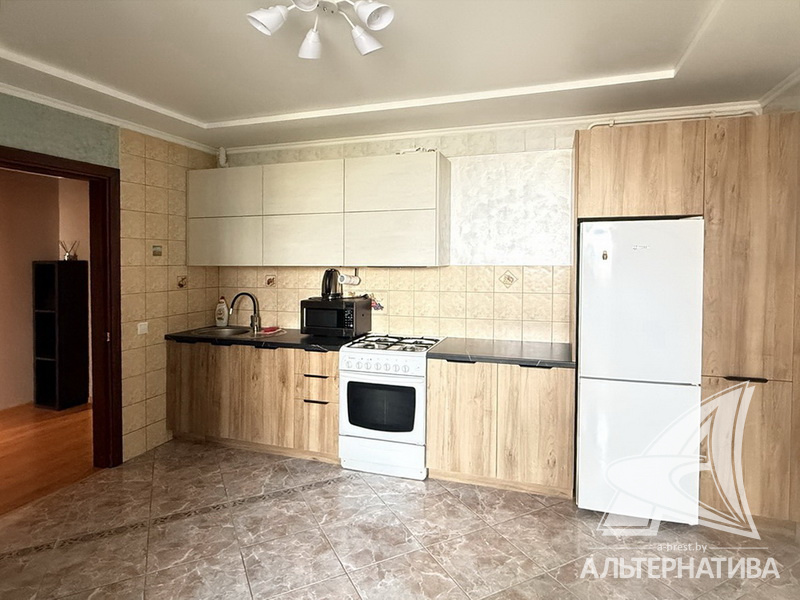  85.5кв.м., комнат 3, г. Брест (БЕРЕЗОВКА)