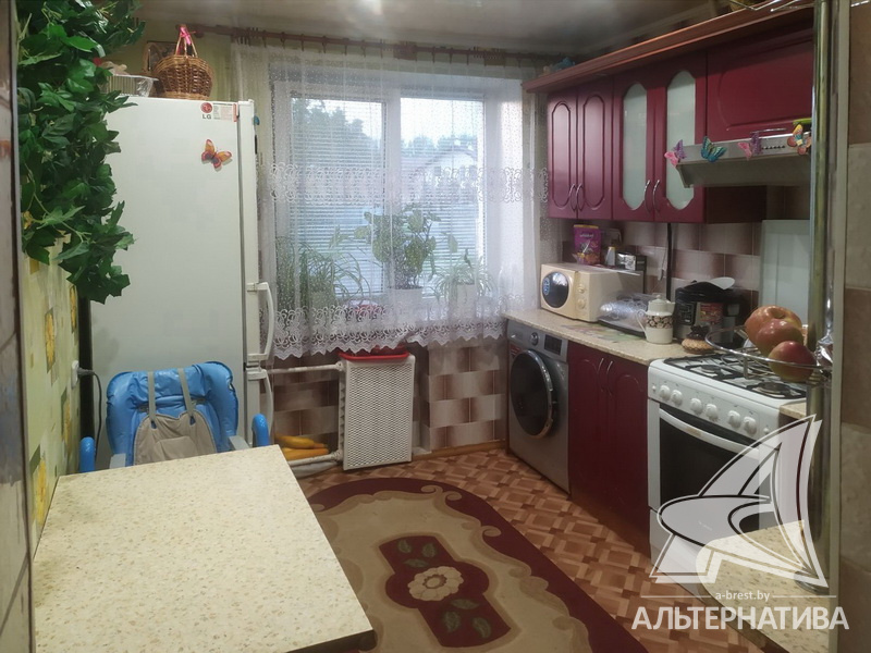  67кв.м., комнат 4, г. Брест (РЕЧИЦА)