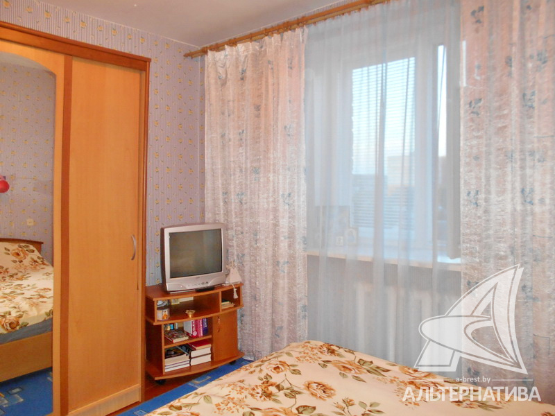  64.2кв.м., комнат 3, г. Брест (ДУБРОВКА)