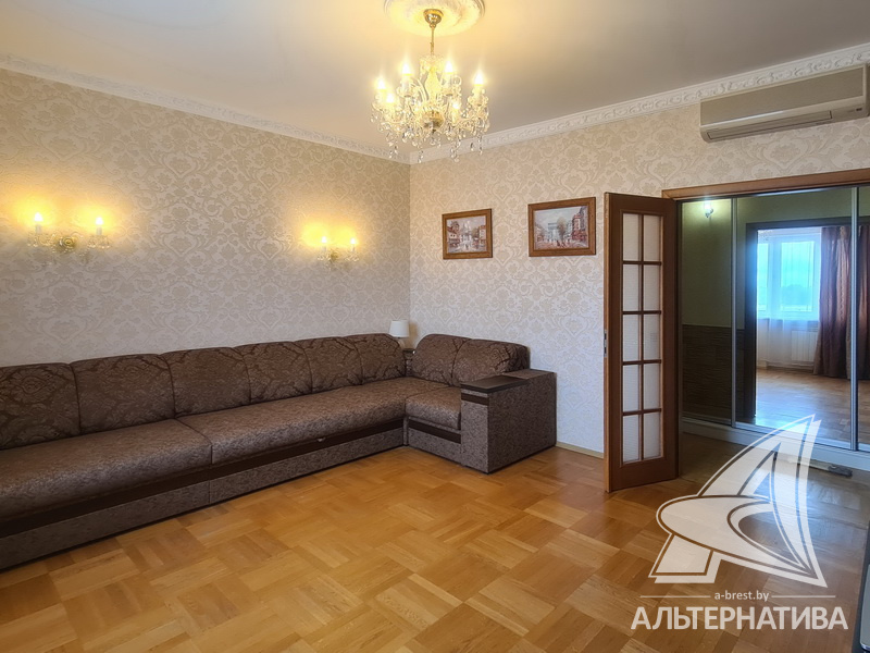  79.9кв.м., комнат 4, г. Брест (ЦЕНТР)
