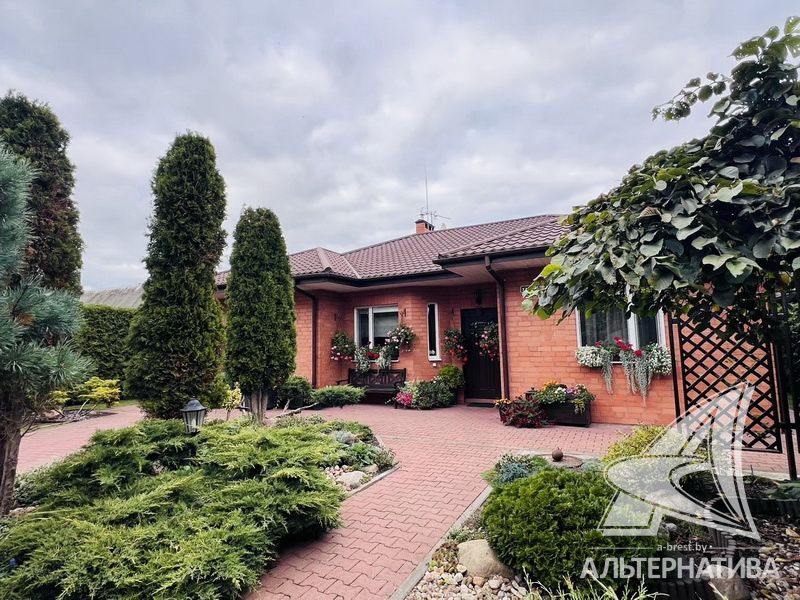  128.3кв.м. (участок 9.83 сот.), Брестский р-н