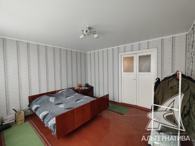  57.3кв.м., комнат 3, Каменецкий р-н