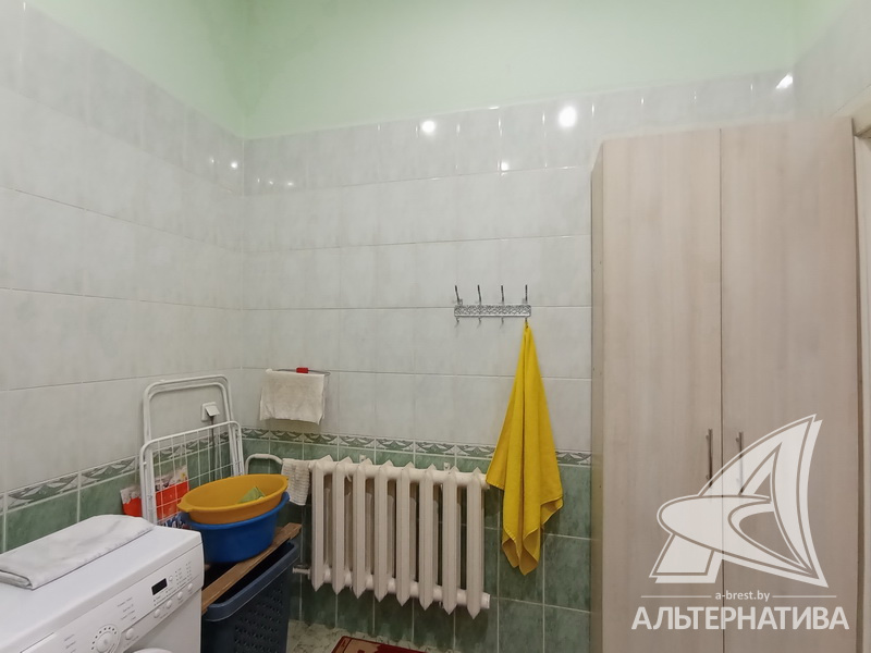  98.6кв.м., комнат 3, г. Брест (ДУБРОВКА)