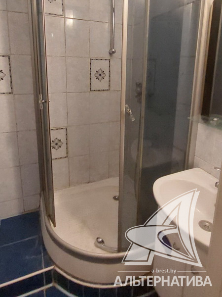  58.3кв.м., комнат 3, Кобринский р-н
