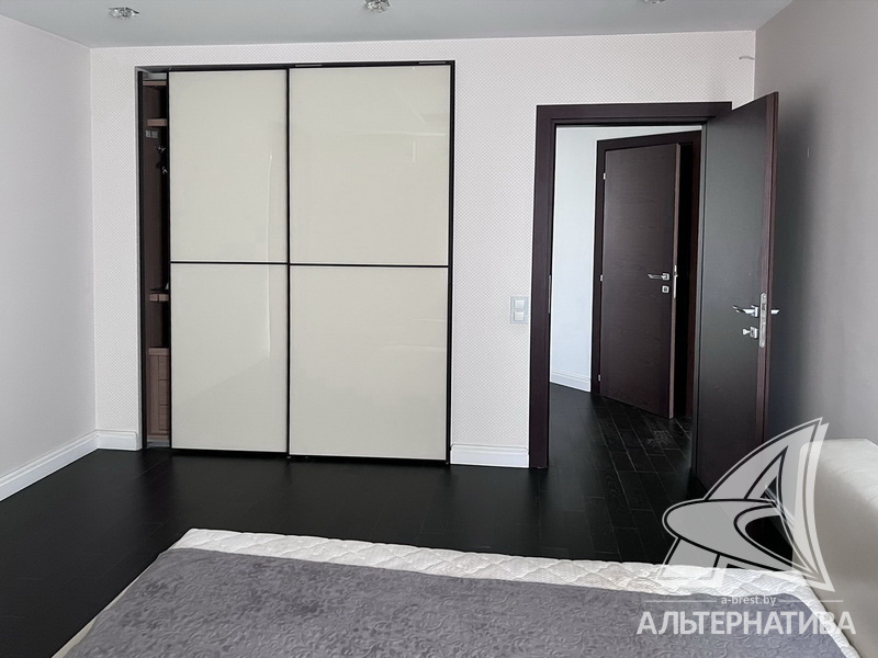  144.4кв.м., комнат 4, г. Брест (КИЕВКА)