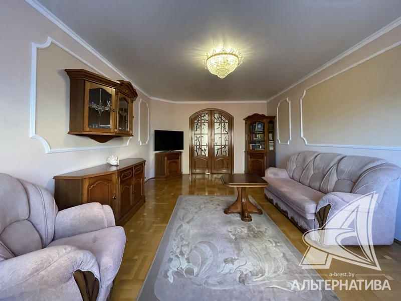  96.2кв.м., комнат 3, г. Брест (ЦЕНТР)