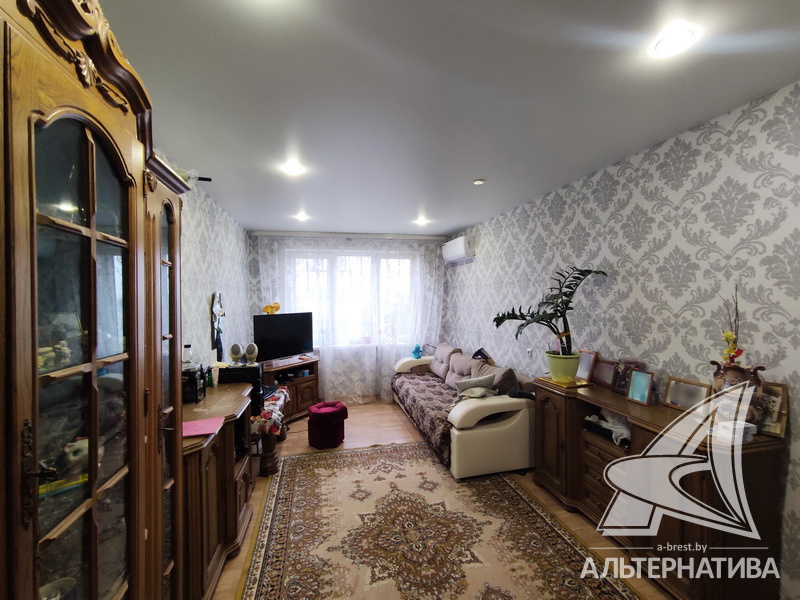  67кв.м., комнат 3, г. Брест (ДУБРОВКА)
