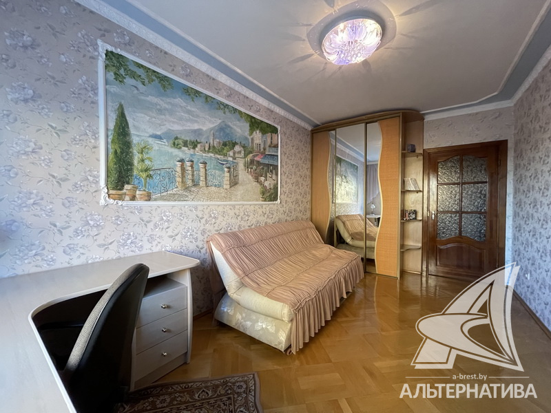  96.2кв.м., комнат 3, г. Брест (ЦЕНТР)