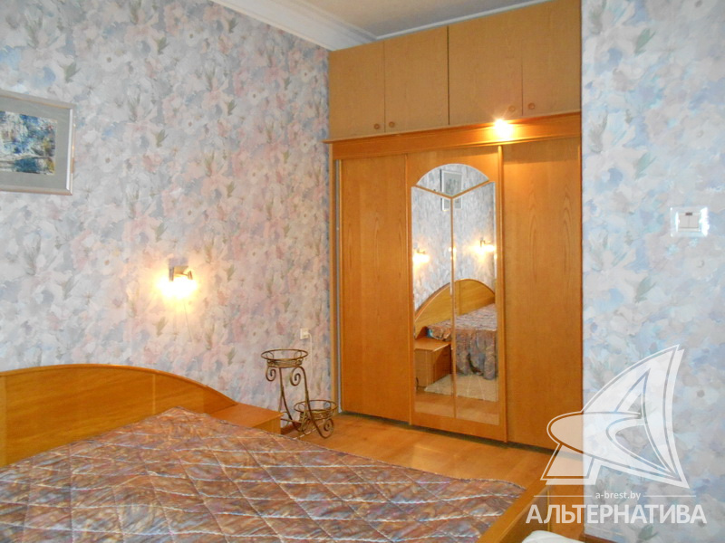  83.2кв.м., комнат 3, г. Брест (ЦЕНТР)
