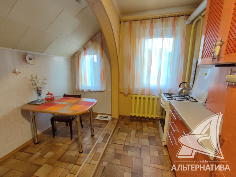  67кв.м., комнат 3, г. Брест (КИЕВКА)