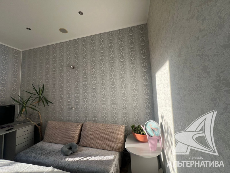  76кв.м., комнат 3, г. Брест (ЦЕНТР)